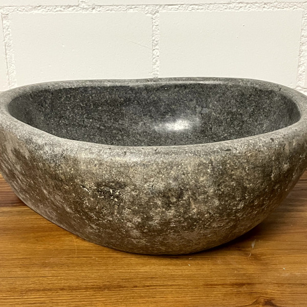 Flussstein Waschbecken A820 / 44x37